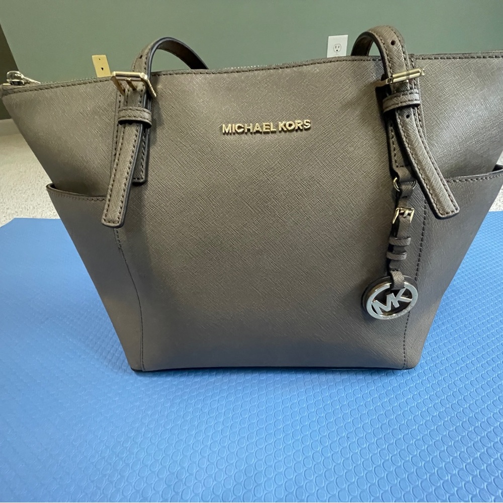 Michael Kors Charlotte Shoulder Tote - Camel/Brown with  Gold Hardware